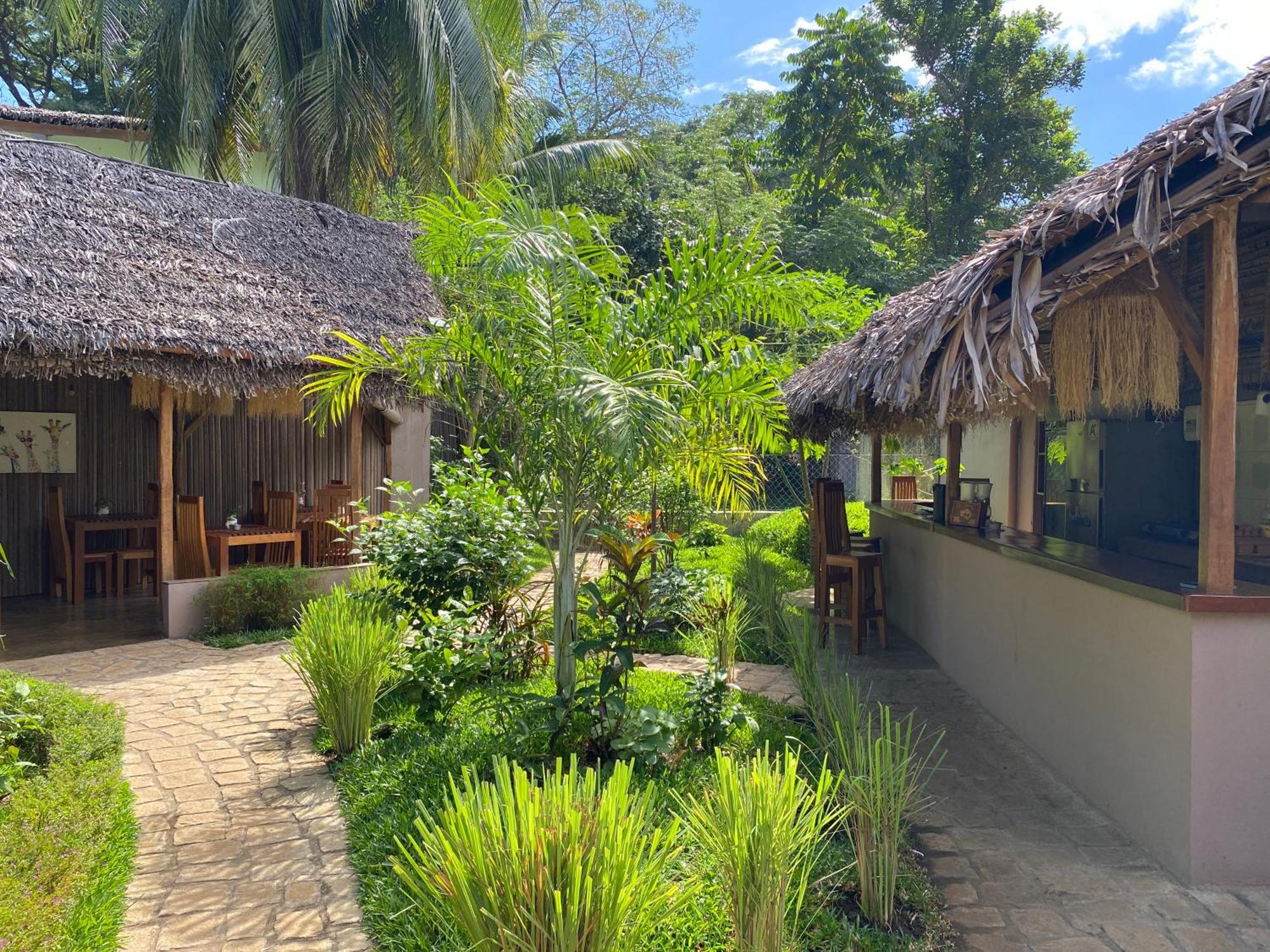 Hotel La Perle Rare De Nosy Be Ambatoloaka  Exterior foto