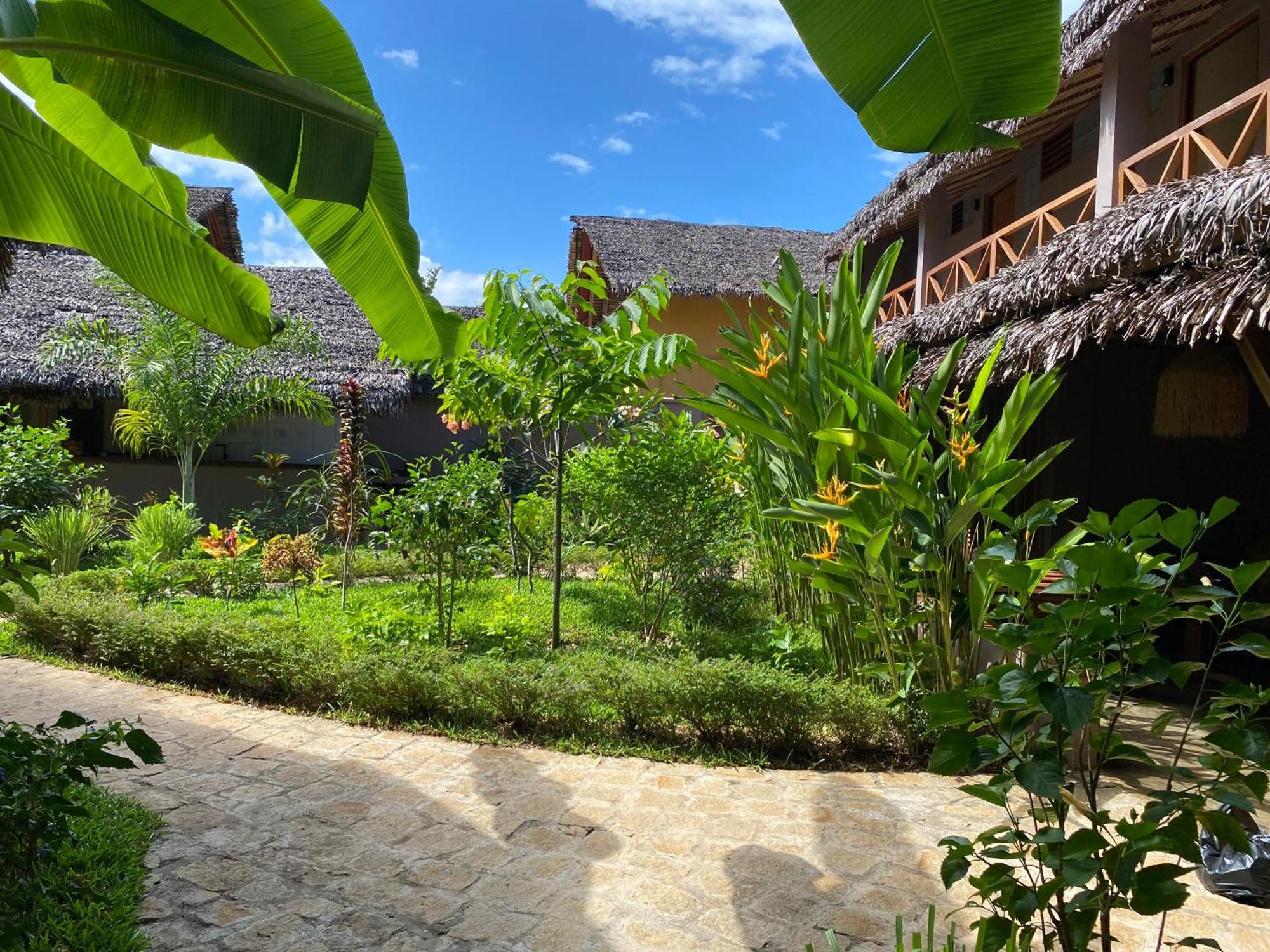 Hotel La Perle Rare De Nosy Be Ambatoloaka  Exterior foto