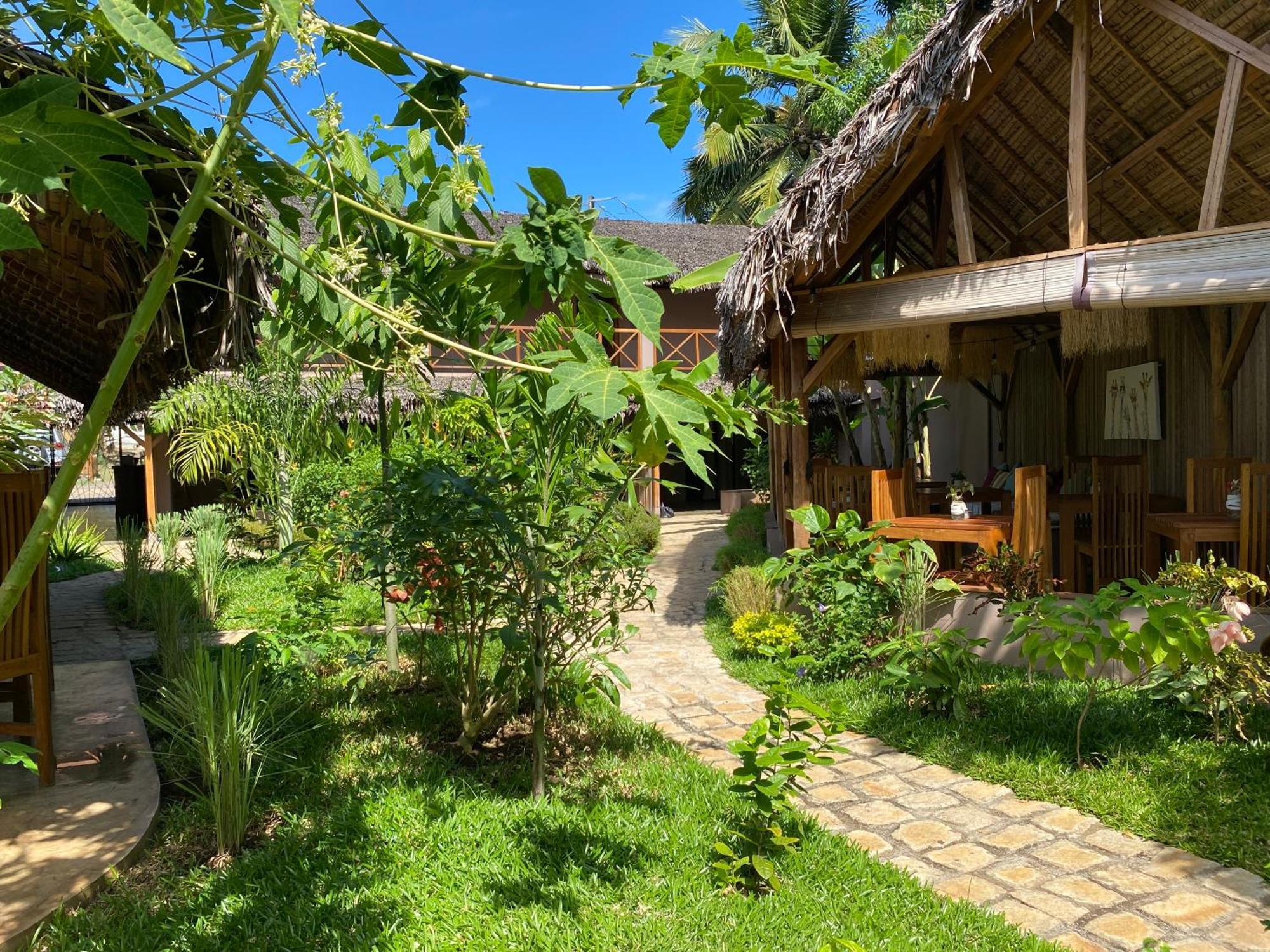 Hotel La Perle Rare De Nosy Be Ambatoloaka  Exterior foto